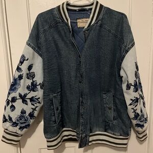 Lucky brand bomber embroidered jacket L
